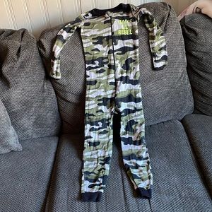 NWOT Dads Lil Rebel Onesie size 5T